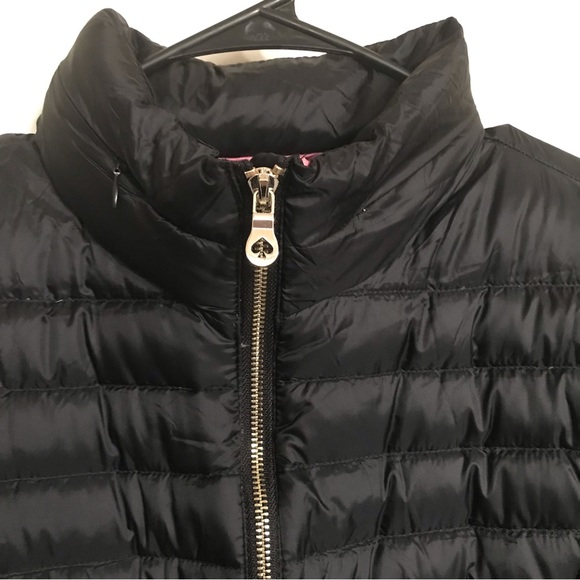 SOLD❣️❣️Kate Spade Black Puffer Hooded Jacket includes package quilted bag - Picture 14 of 16